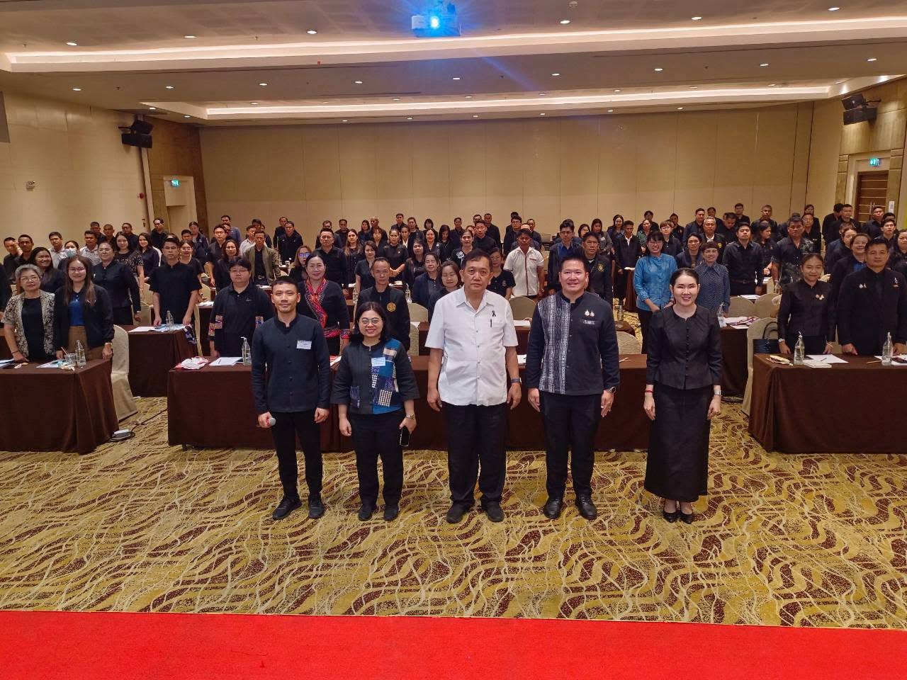 สพอ.เมืองฉะเชิงเทรา ร่วมโครงการป้องกันและแก้ไขปัญหายาเสพติดโดยกองทุนแม่ของแผ่นดิน เชิดชูเกียรติกองทุนแม่ของแผ่นดิน