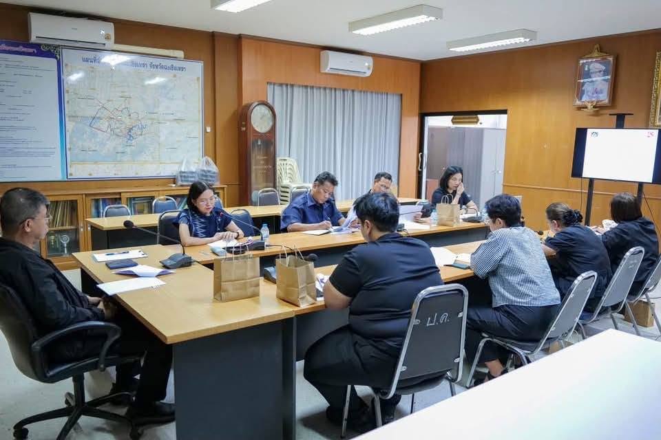 สพอ.เมืองฉะเชิงเทรา ประชุมคณะอนุกรรมการกลั่นกรองและติดตามการดำเนินงานกองทุนพัฒนาบทบาทสตรีอำเภอ (อกส.อ.) ครั้งที่ 6/2569