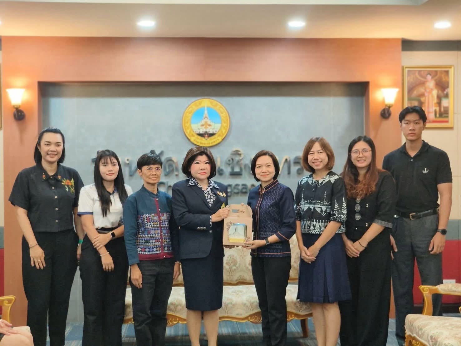 พช.เมืองฉะเชิงเทรา ร่วมส่งด้วยใจอำลา ด้วยความผูกพัน แด่ผู้ว่าราชการจังหวัดฉะเชิงเทรา