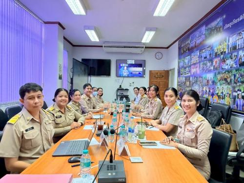 สพอ.เมืองฉะเชิงเทรา เข้าร่วมอบรมโครงการเพิ่มทักษะและประสิทธิภาพในการบริหารจัดการหนี้ของกองทุนพัฒนาบทบาทสตรี ผ่านระบบวิดีทัศน์ทางไกล (Video Conference)