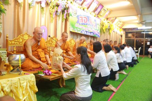 สพอ.เมืองฉะเชิงเทรา ร่วมกิจกรรมทำบุญ เนื่องในโอกาสวันคล้ายวันก่อตั้งกรมการพัฒนาชุมชน ครบรอบ 64 ปี