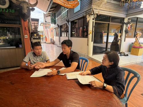  พช.เมืองฉะเชิงเทรา ลงพื้นที่ติดตามการดำเนินงานเงินโครงการแก้ไขปัญหาความยากจน (กข.คจ.) บ้านคลองนครเนื่องเขต